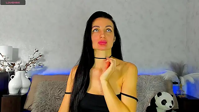 Tina Mart online show from 5, 11, 2025