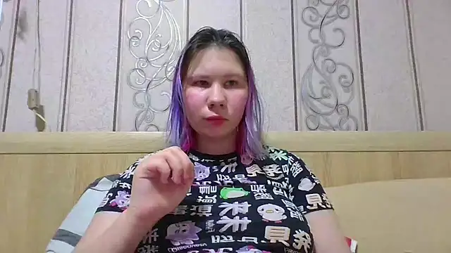 Little kitsune1707 online show from 24, 9, 2025