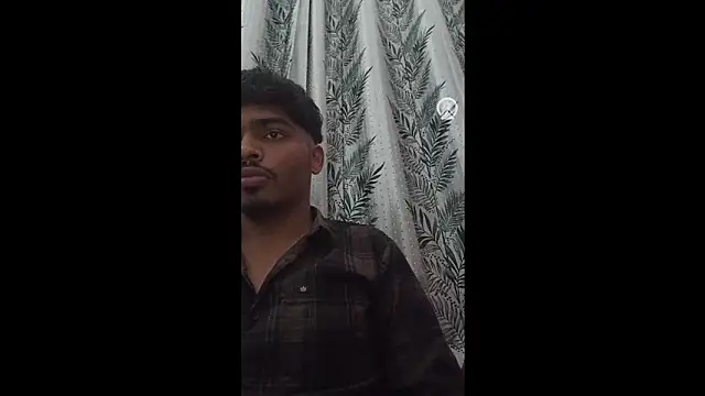 Snapshot of Harsh424242 chatting on 9, 3, 2025 Harsh424242 online show from 9, 3, 2025