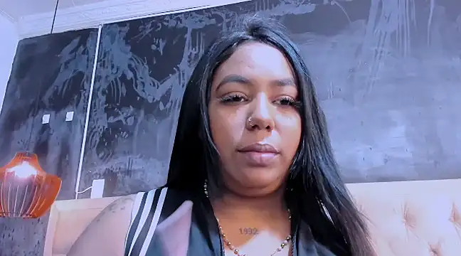Snapshot of emma_purple_ chatting on 4, 3, 2025 emma purple online show from 4, 3, 2025