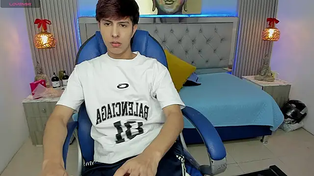 Estiv18  online show from 14, 1, 2026