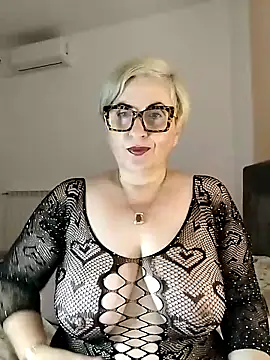 Pumabionda online show from 26, 10, 2025