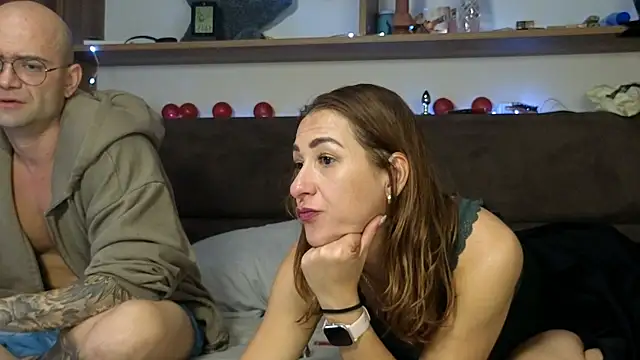 Snapshot of JackAdelaide chatting on 2, 11, 2025 JackAdelaide online show from 2, 11, 2025