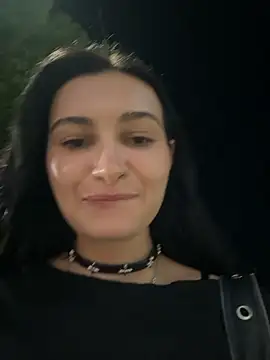 lunalovelee online show from 14, 9, 2025