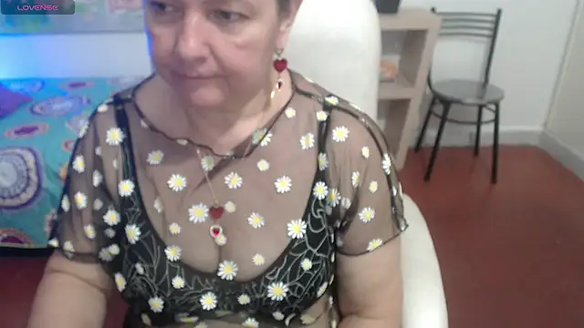 leonela 69 online show from 3, 3, 2025