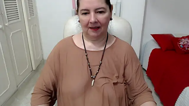 Snapshot of leonela_69 chatting on 26, 6, 2026 leonela 69 online show from 26, 6, 2026