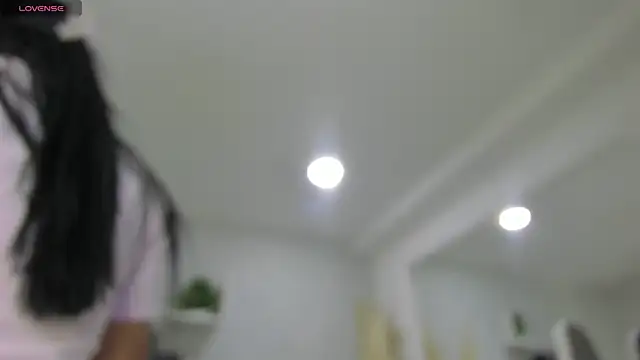 EmiliaRose  online show from 14, 4, 2026