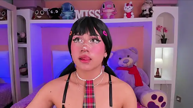 Snapshot of miss___megan chatting on 14, 11, 2025 miss megan online show from 14, 11, 2025