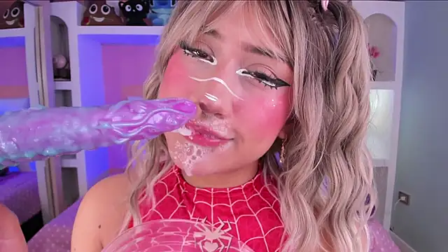 Snapshot of miss___megan chatting on 25, 11, 2025 miss megan online show from 25, 11, 2025