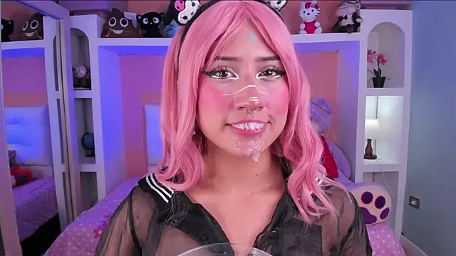 Snapshot of miss___megan chatting on 27, 11, 2025 miss megan online show from 27, 11, 2025