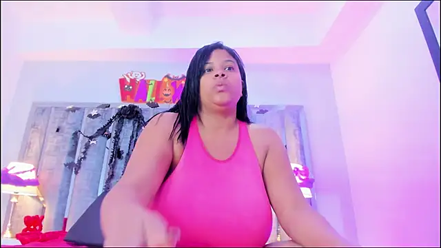 Snapshot of Ciara_Benet chatting on 25, 10, 2025 Ciara Benet online show from 25, 10, 2025