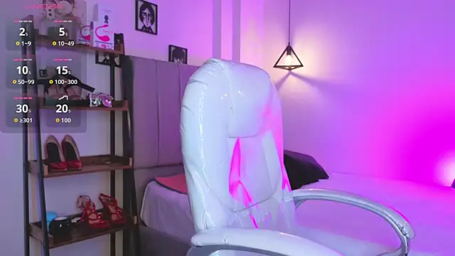 Miller Vanessa  online show from 7, 10, 2025