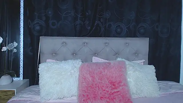 Snapshot of rebeka_kenye chatting on 13, 3, 2025 rebeka kenye online show from 13, 3, 2025