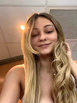 skyemorgan01 online show from 13, 11, 2025