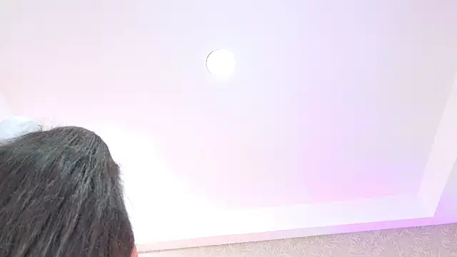 Snapshot of YesyHills chatting on 10, 1, 2026 YesyHills online show from 10, 1, 2026