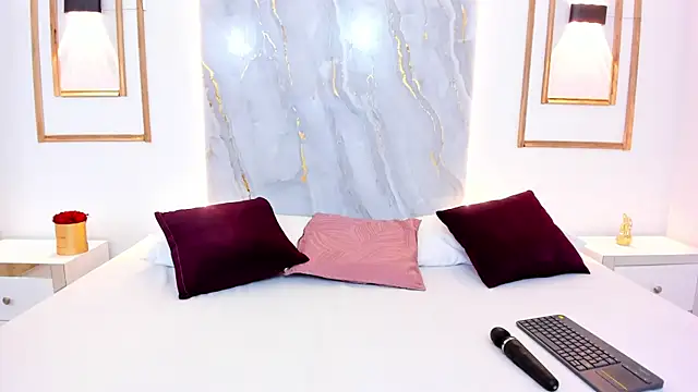 Snapshot of KylieGomeez chatting on 25, 2, 2025 KylieGomeez online show from 25, 2, 2025