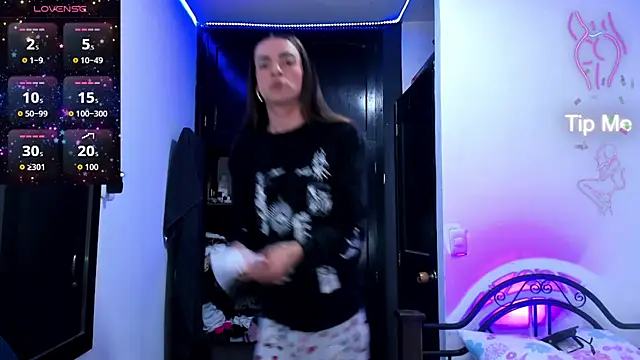 Snapshot of Dollcatalina chatting on 12, 1, 2026 Dollcatalina online show from 12, 1, 2026