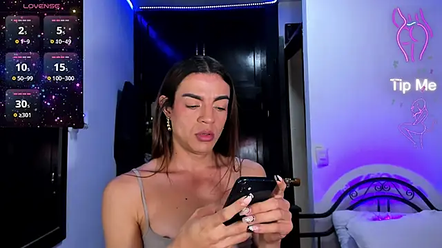 Snapshot of Dollcatalina chatting on 1, 2, 2026 Dollcatalina online show from 1, 2, 2026