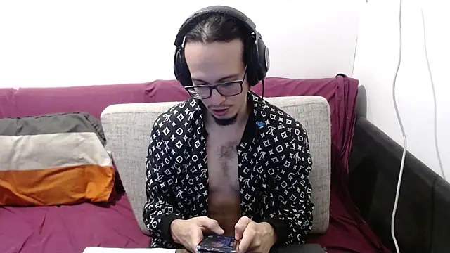 cholitohermoso online show from 15, 7, 2026