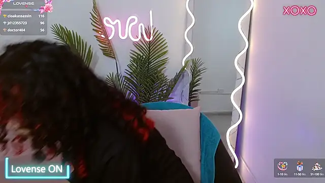 kristen tay online show from 5, 3, 2025