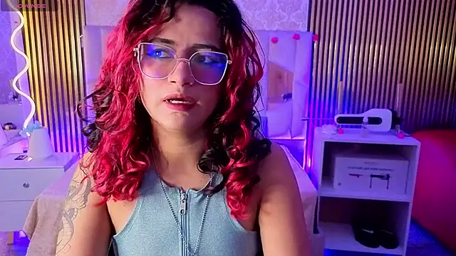 kristen tay online show from 25, 3, 2026