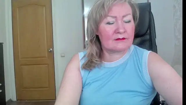 Victoria secrets  online show from 3, 8, 2026
