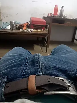 Snapshot of boyyouwant33 chatting on 13, 2, 2025 boyyouwant33 online show from 13, 2, 2025