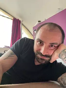 Snapshot of morfeoX chatting on 26, 2, 2025 morfeoX online show from 26, 2, 2025