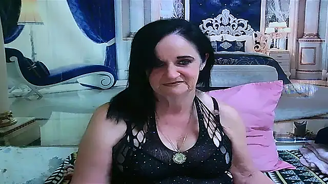 Snapshot of LuciousGrace chatting on 3, 7, 2026 LuciousGrace online show from 3, 7, 2026