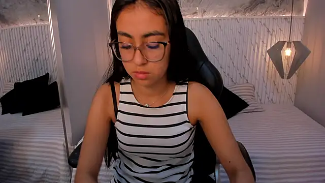 lucelly 15 online show from 14, 3, 2025