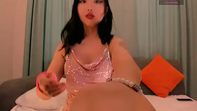 Demonic Angel  online show from 23, 9, 2025