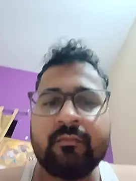 Snapshot of susthovai chatting on 7, 5, 2026 susthovai online show from 7, 5, 2026