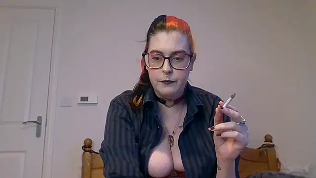 Snapshot of Tattooedlady_0626 chatting on 12, 3, 2025 Tattooedlady 0626 online show from 12, 3, 2025