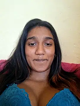 Snapshot of indianpink_lips chatting on 23, 9, 2025 indianpink lips online show from 23, 9, 2025