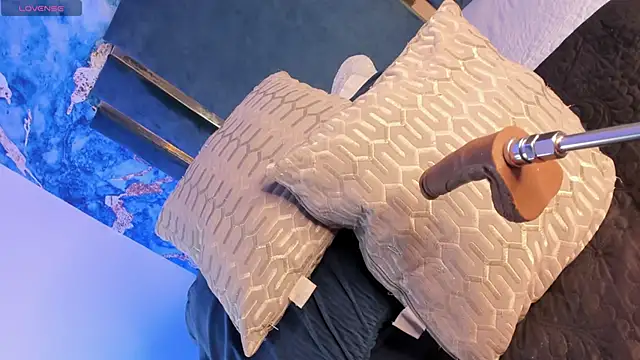 Snapshot of Natty_roberts_ chatting on 26, 11, 2025 Natty roberts online show from 26, 11, 2025