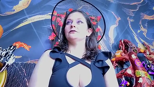 AmandaKovich online show from 30, 10, 2025