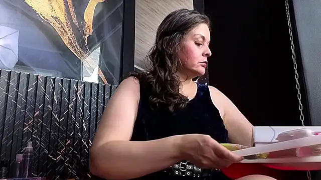 AmandaKovich online show from 14, 4, 2026