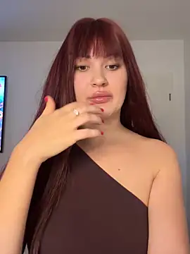 Snapshot of YoungHotMilf97 chatting on 26, 10, 2025 YoungHotMilf97 online show from 26, 10, 2025