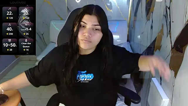 Snapshot of melany_rouse18 chatting on 26, 5, 2026 melany rouse18 online show from 26, 5, 2026