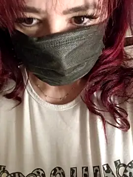 Snapshot of Loly2025 chatting on 18, 12, 2025 Loly2025 online show from 18, 12, 2025