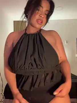 Snapshot of Dahiana_Giil chatting on 20, 4, 2026 Dahiana Giil online show from 20, 4, 2026