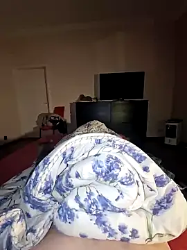 DerechteJunge online show from 22, 9, 2025