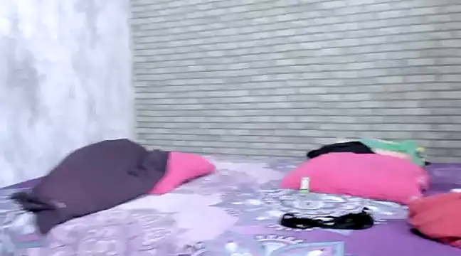 crazylatinagirls online show from 17, 2, 2025