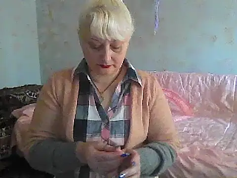 Snapshot of NikolinaBounty chatting on 21, 2, 2025 NikolinaBounty online show from 21, 2, 2025