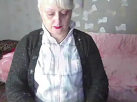 Snapshot of NikolinaBounty chatting on 21, 2, 2025 NikolinaBounty online show from 21, 2, 2025