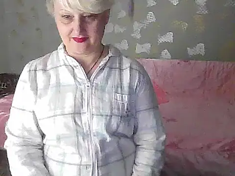 Snapshot of NikolinaBounty chatting on 8, 3, 2025 NikolinaBounty online show from 8, 3, 2025