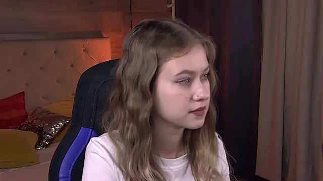 EveMundie online show from 21, 2, 2025