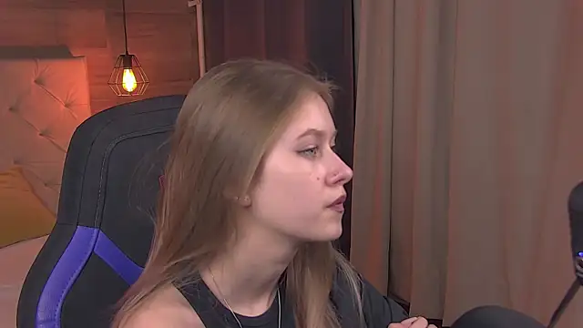 EveMundie online show from 22, 2, 2025