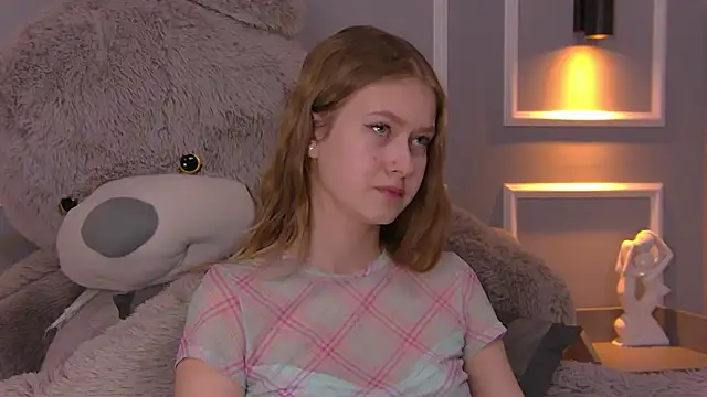 EveMundie online show from 2, 3, 2025