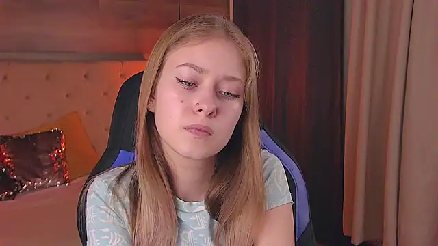 EveMundie online show from 12, 3, 2025